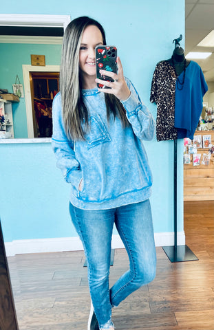 Deep sky pocket pullover