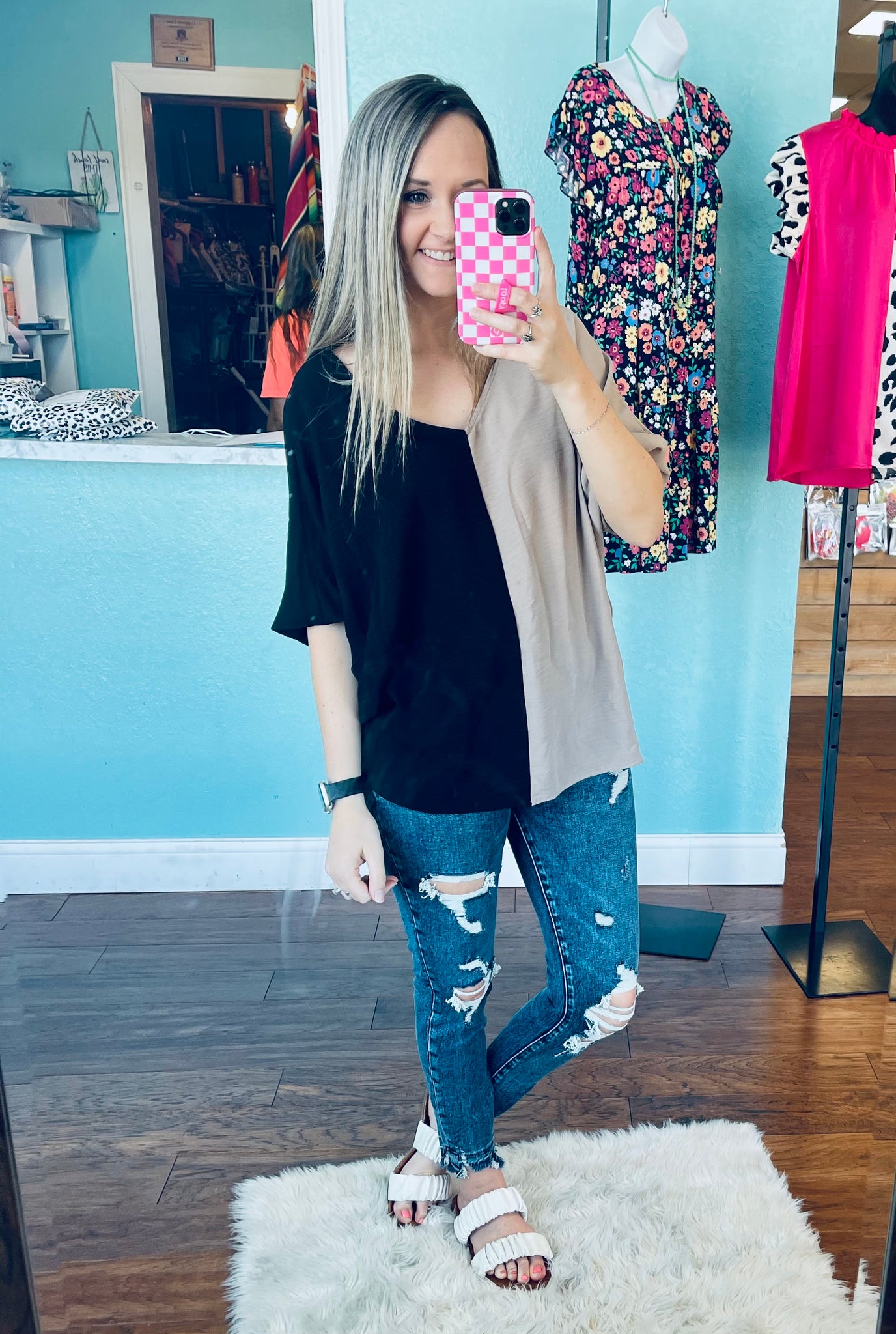 Tan/ black contrast v neck top