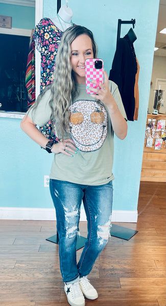 Mid rise destroyed boyfriend Judy blue jeans